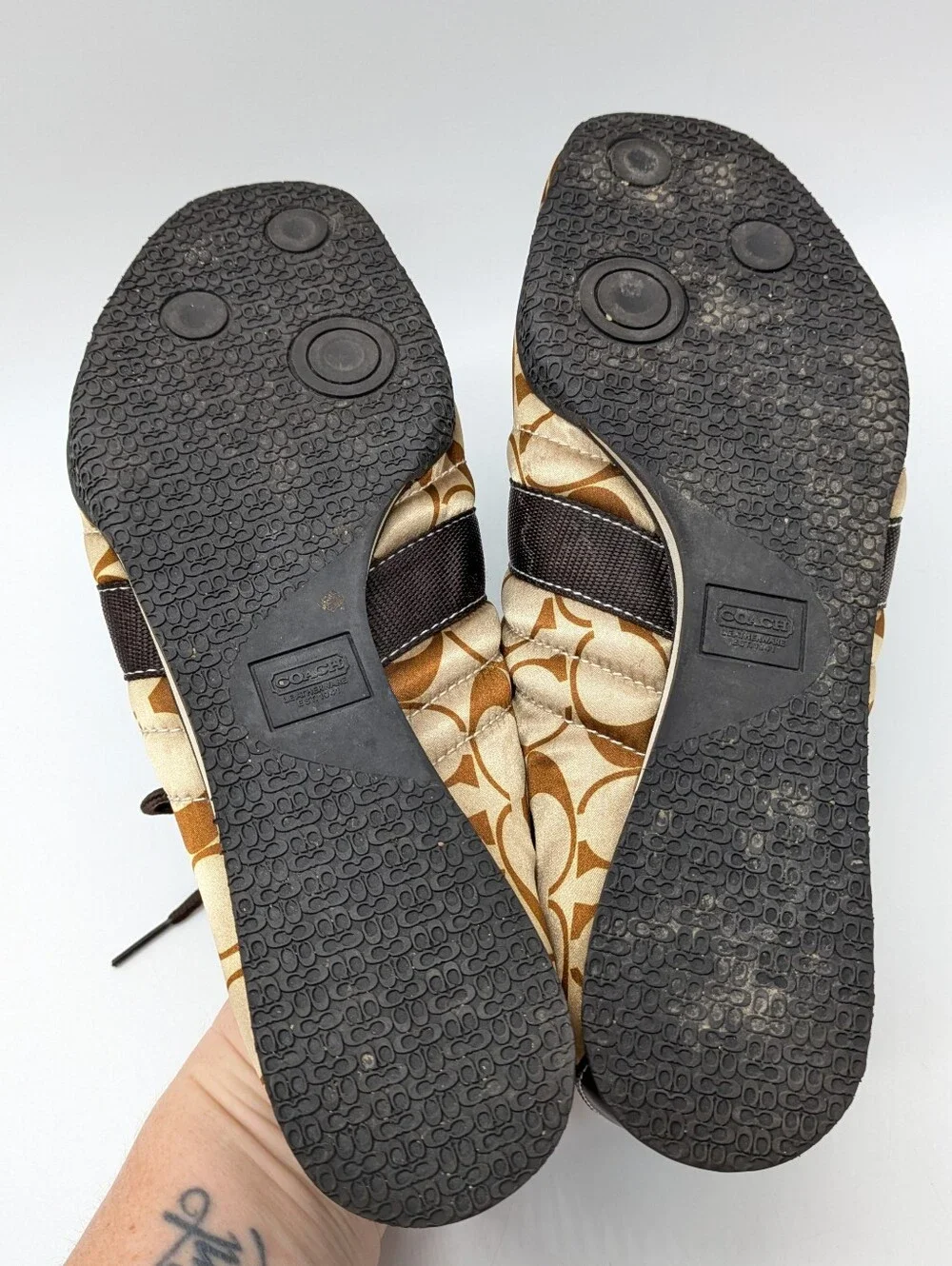 Coach Kirby Y2K Brown Tan Sateen Logo Print Lace Up Shoe 8.5